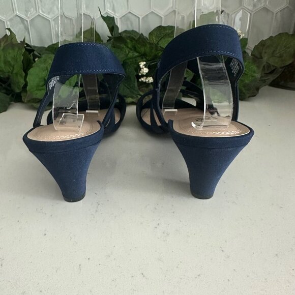 East 5th Womens Navy Sandals With Memory Foam & Kitten Heels - Picture 5 of 8